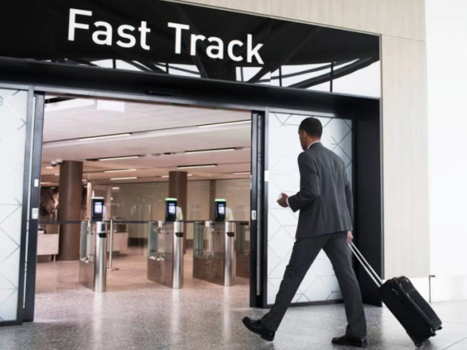 Fast Track through Immigration and Customs