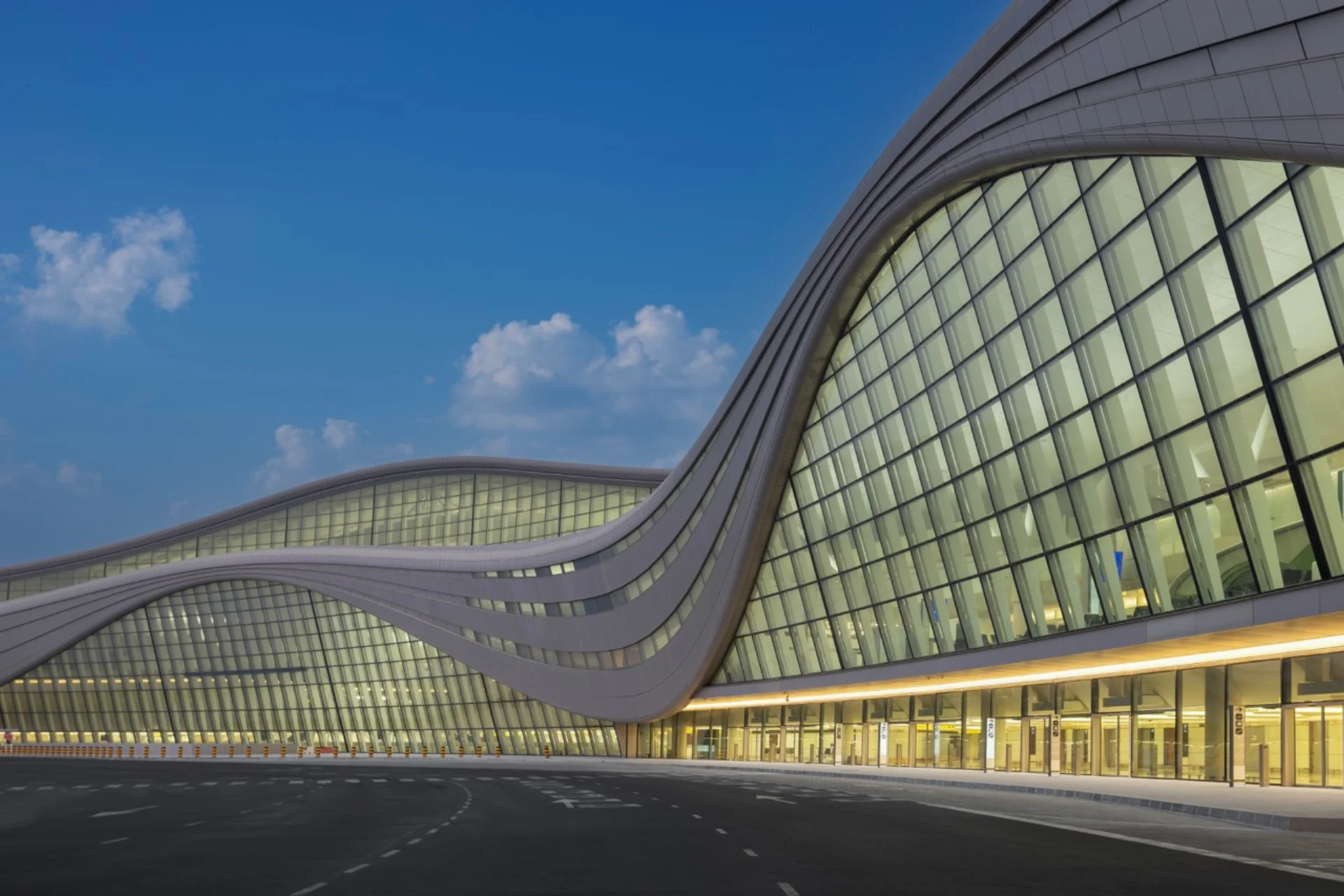 AUH-Airport-3